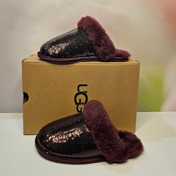 Ugg Women's Scuffette II Mirror Ball Size 5 Wild Grape NWT - Picture 1 of 6